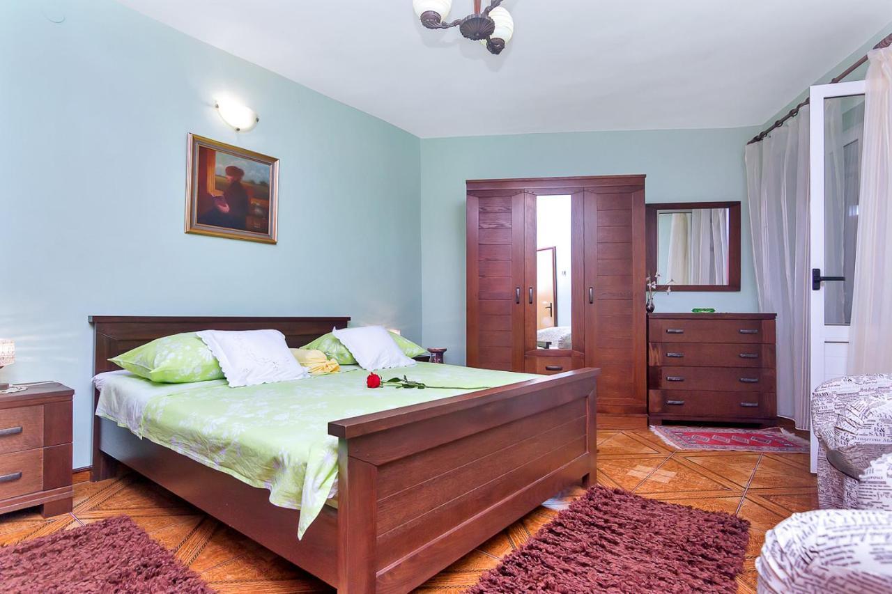 Villa Lory Makarská Exteriér fotografie